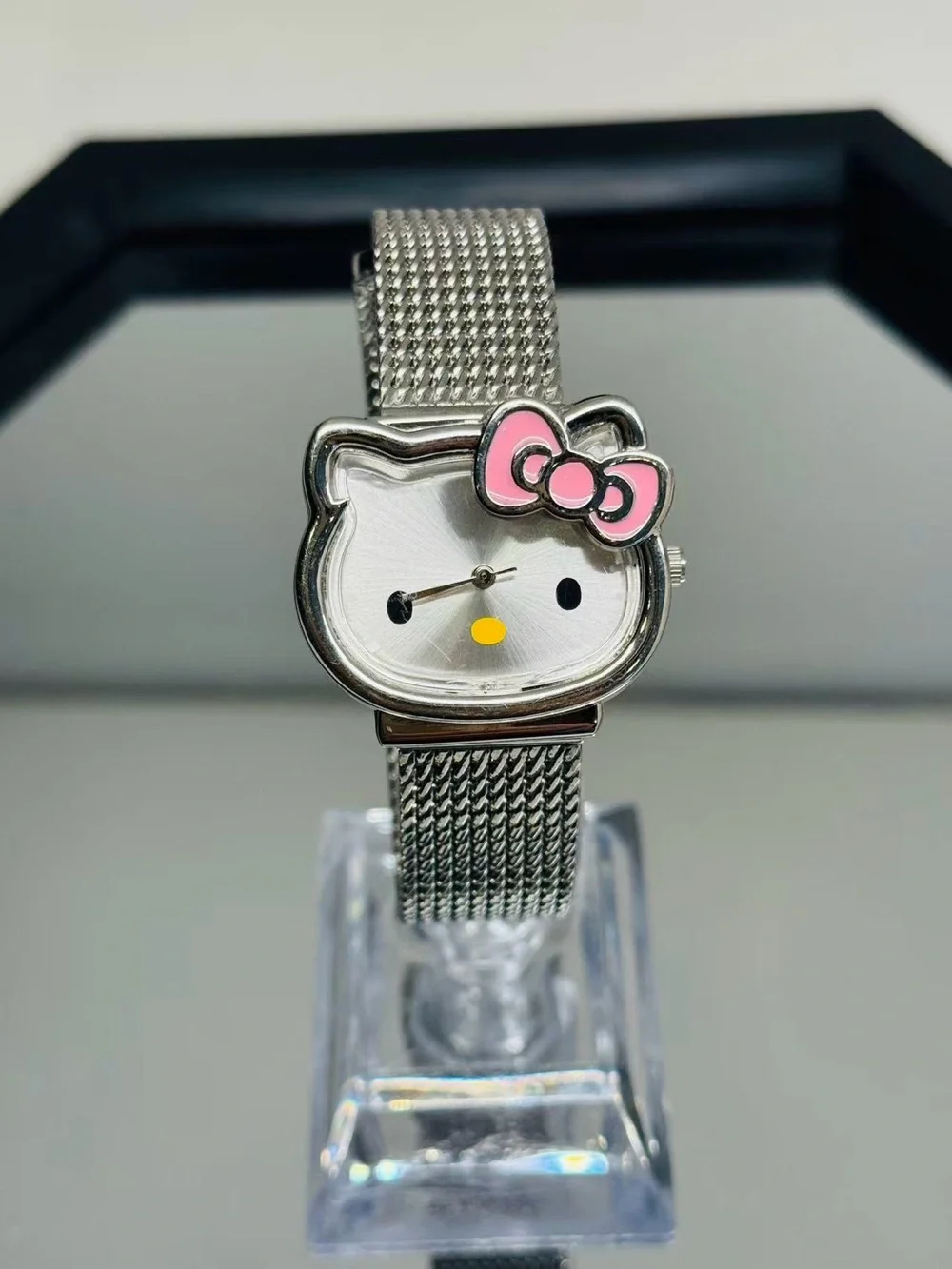 Hello Kitty Sanrio Quartz Silver Mesh Bracelet Watch Cute Face Runs New Battery